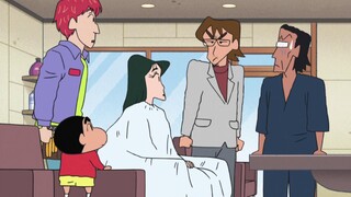 Crayon Shin-chan: Shin-chan menemani Nanazi potong rambut, dan ayah Nanazi potong rambut.