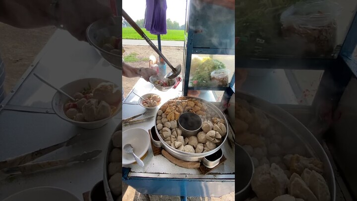 Bakso pak kumis murah meriah 10 ribu kenyang seharian