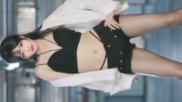 Từ Lộ: Từng giây từng phút đổi mặt bằng AI