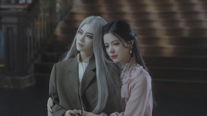 "Darkness Falls, Close Your Eyes" [Vampire Blind Box]