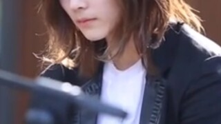 “被强娶回家，破碎又不服的小妈”