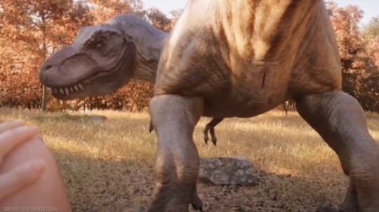 Sudut pandang pertama saat dinosaurus menelan telur