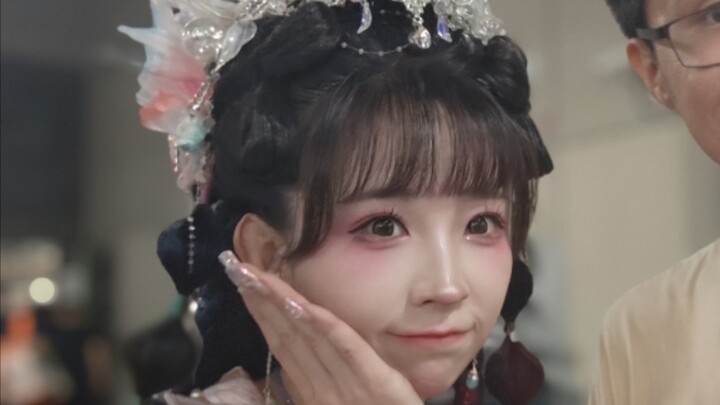 تسجيل المسرح لمستخدم UP Zi Yan Xiao Xian Zi BW2024، القفزات الأمامية والجانبية رائعة جدًا!