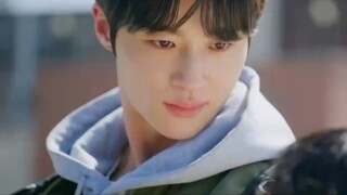 [Running with Sun Jae on His Back] Episode 9 Am I going to die as soon as I travel back in time? Xia