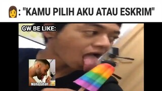 Menjilat Eskrim... (Meme Reza Arap)