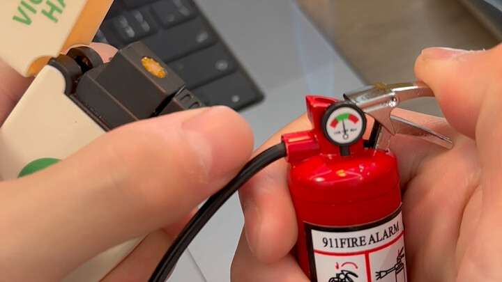 Looks like this fire extinguisher and lighter are useless—time to toss ’em! #TryingSomethingTotallyN