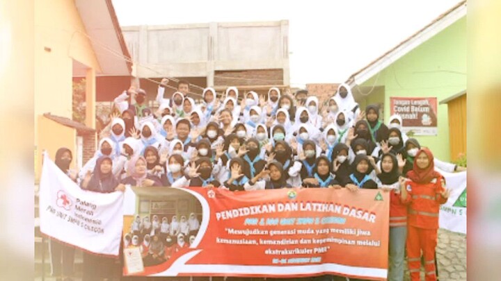 pendidikan dan latihan dasar (Diklat) PMR dan KKR unit SMPN 5 Cilegon