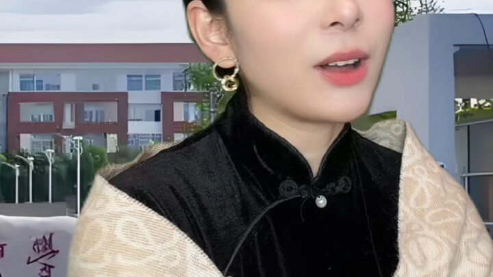 Trải nghiệm nhập vai: Quay lại trường thăm thầy cô