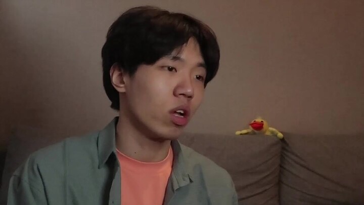 Sepertinya kamera pengintai yang aku pasang di kalian bakal ketahuan.