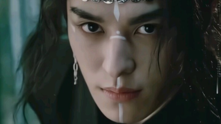 Luôn nể phục gu thẩm mỹ của Quách Kính Minh, ai mà ngờ đây lại là Phượng Thiên Sóc trong Hộ Tâm, đẹp