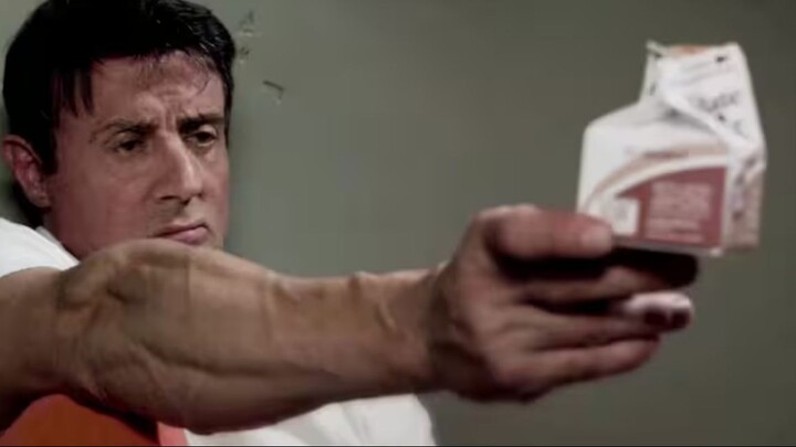 ชายคนเดียวใช้กล่องนมเพียงใบเดียวก็หลบหนีออกจากคุกสำเร็จ! ฉากต่อสู้ก็เร้าใจสุดๆ ในภาพยนตร์ “The Escap