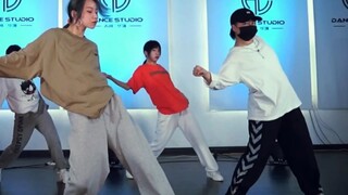 [CY dance studio] Vũ đạo bắt mắt trên nền nước cao cấp