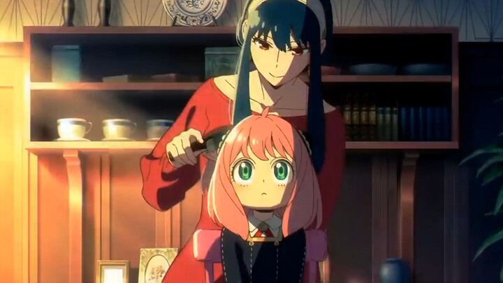 Istriku Lagi Motongin Rambut Anakku ^_^