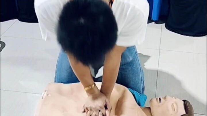 อบรมหลักสูตรปฐมพยาบาลฉุกเฉิน และการกู้ชีพขั้นพื้นฐาน วันที่24-25 เมษายน 2568