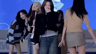 تحدي تبادل الرقص العشوائي لفرقة TWICE!