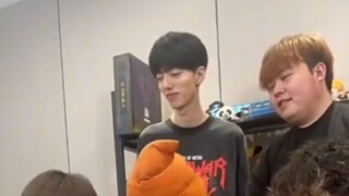 Du Haihuang's live broadcast! Passionate interaction with Dean Xiaochao! [Chat/Fourth issue]