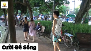 (Phần 3) Mang Đôi Giày Tuổi Thơ Ra Phố Đi Bộ Và Cái Kết :) #Prank