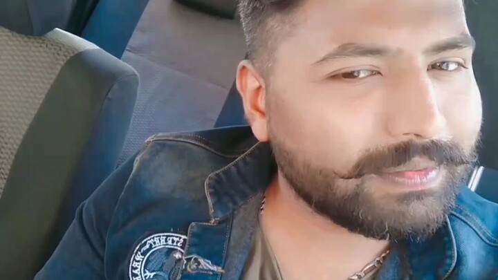 Ajja baby beth backseat pe 😋😋😋😋