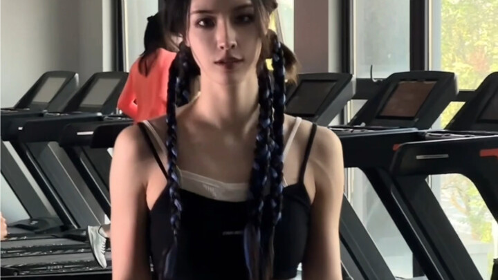 Sudah lama sekali tidak mendengar lagu perang.