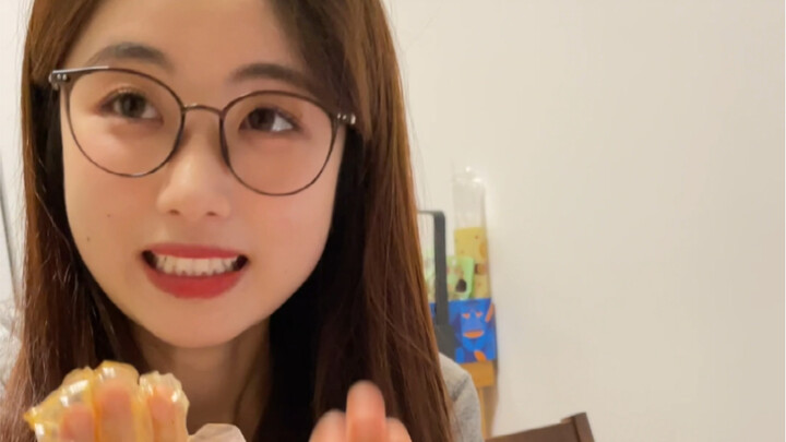 รู้จักแฟนตอนอายุ 19 ปี เขากลับชดเชยเงินอั่งเปาทั้งหมดที่ฉันได้รับก่อนอายุ 18 ปีให้หมด!!