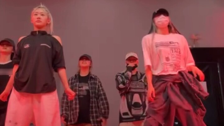 240127 BEBE live dance "Maniac"