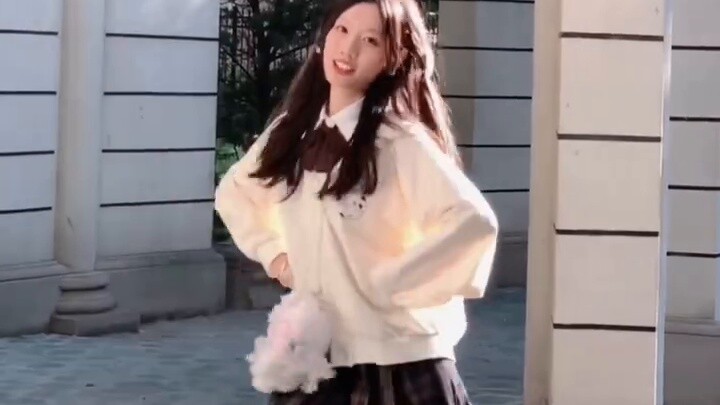 [Birthday Photo] AKB48's first rabbit loves this sunshine so much