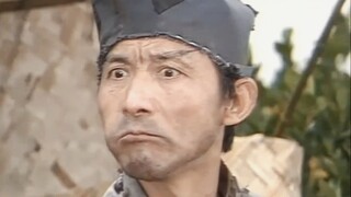 “Đứa nhỏ này khóc lớn, sau này sẽ trở thành quan chức.”