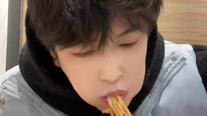 ปีใหม่แล้ว กินดื่มหน่อยก็ไม่เป็นไรหรอก!