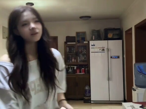 ยินดีต้อนรับโทรมาที่...