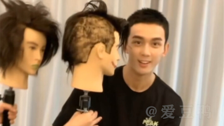Lei Zi: Leave me alone! #Wu Lei