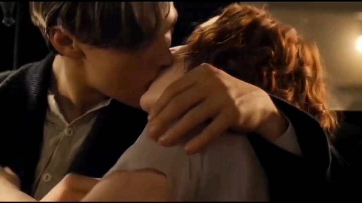 titanic kiss ❤️❤️