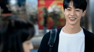 不是 你看看他的脸也不是做男二的脸啊 他怎么能做男二啊