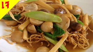 อาหารเจ หมี่กรอบราดหน้าเจ Cryspy noodles in thick Gravy