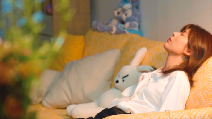 “Kabarnya Tuhan tak bisa ada di mana-mana, jadi Dia menciptakan seorang ibu.”