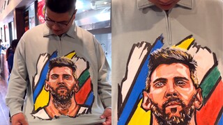 رسم صورة لرجل في محل نودلز
