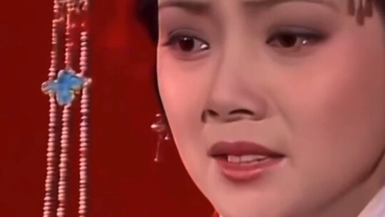 Why did Xue Baochai weep so bitterly upon learning of Princess Yuanchun’s death? Because she realize
