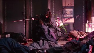 “Mọi người thường gọi tôi là quỷ dữ.”