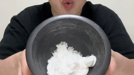 Thí nghiệm thú vị, đánh giá hài hước.