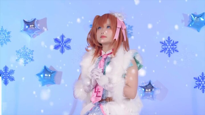 【LOVE LIVE!】 إعادة إنشاء "Snow Halation" بقيمة 10 آلاف يوان تُظهر معجزة البرتقالي في نيويورك❄️