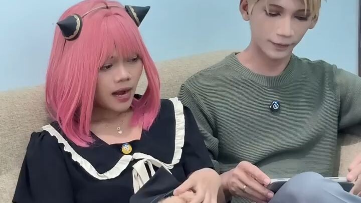 COSPLAY ANIME NANYA KAYA ATAU ENGAK KE KELUARGA