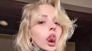 สาวงูเซ็กซี่ แบบนี้มันทำให้ฟินจนตายเลยใช่ไหม?