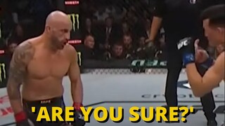 Alexander Volkanovski checking up on The Korean Zombie during fight