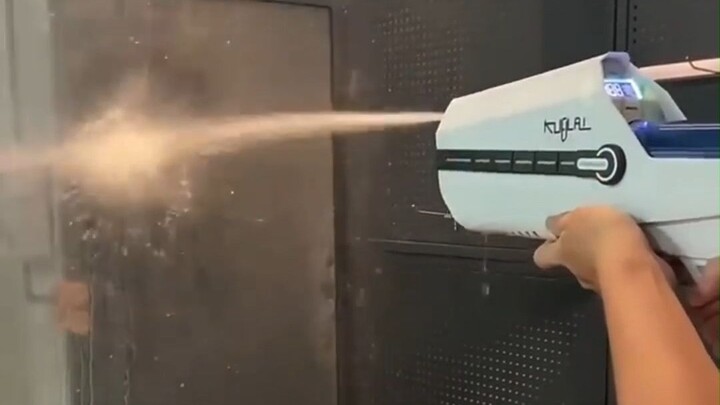 The world's most advanced water gun