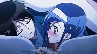 假装成姐弟去住宿