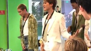 Wonderful angles of the Zandomika girl group dance, with AK's voice appearing throughout. No one is 