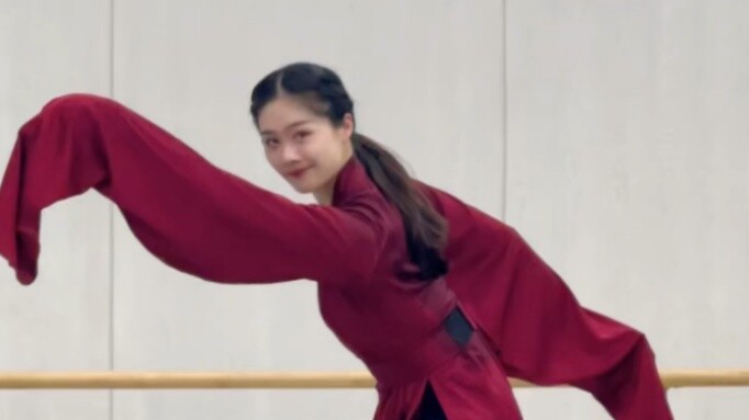 The Great Han-style Divination Dance "Three Drums" Version