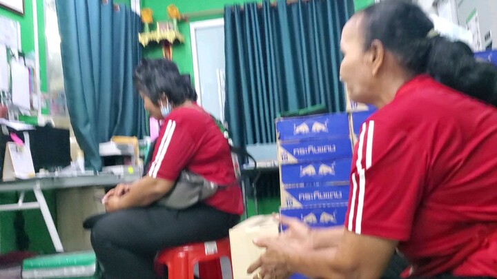 เปียกปอน