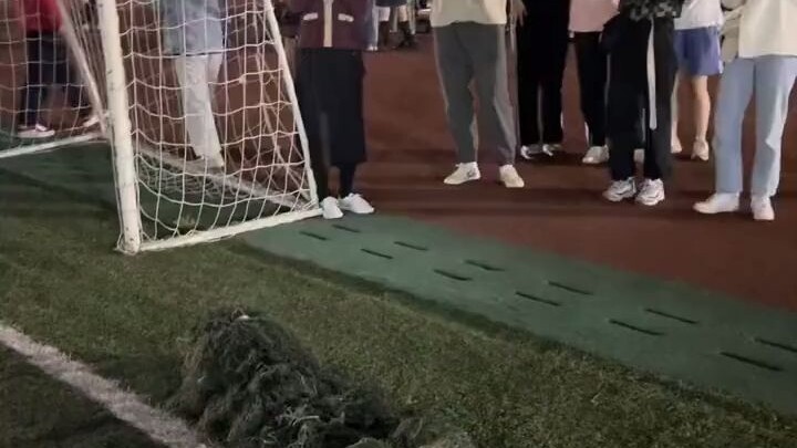 Con: Thì ra là mẹ đã tố tôi rồi