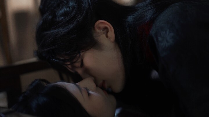 “หนีอะไรเหรอ? ตอนเด็กๆ เจ้าจับของในพิธีจับของก็ยังจับพี่ชายเลยนะ”