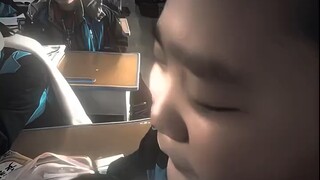 别拿感情刀我…